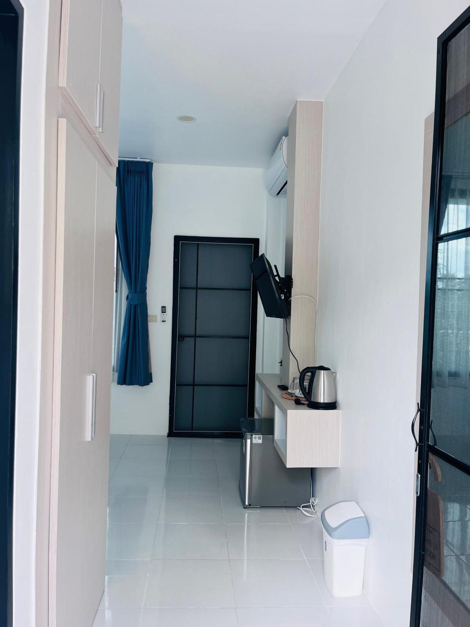 White Seaview Residence Klong Muang Beach Exterior foto